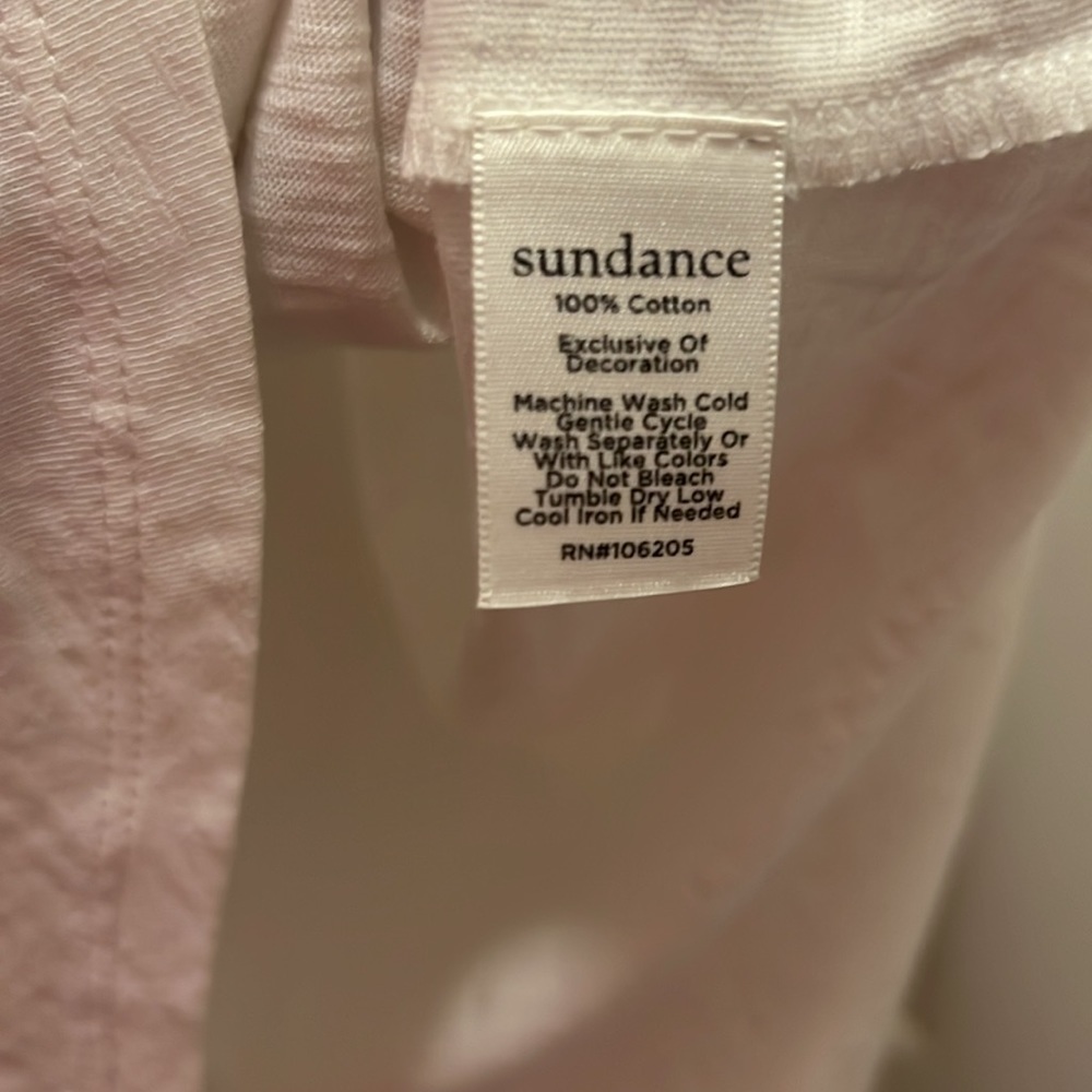 Sundance Cari Top. White. V Neck Embroidered Ruched Shoulder Cotton. EUC. Sz Sm. - Picture 11 of 11